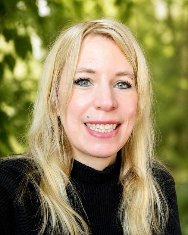 Frau Elvira Knieriemen