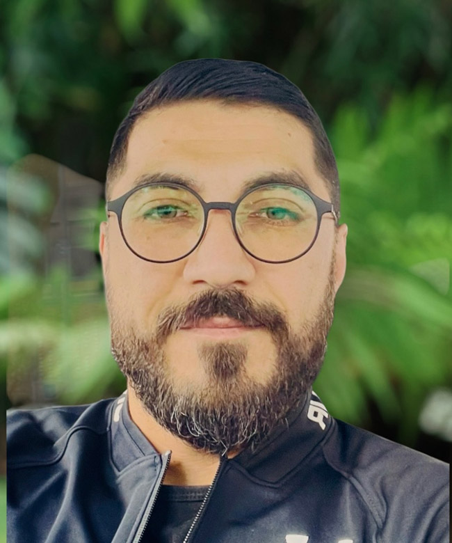 Herr Saman Khatibi. Bachelor of Arts in Sozialer Arbeit