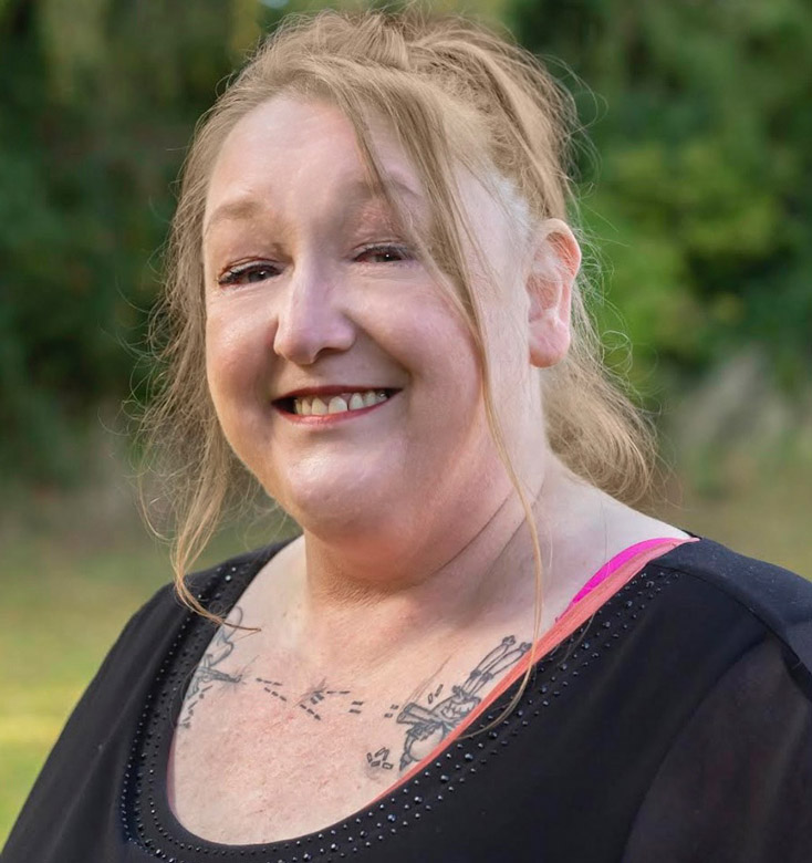 Frau Sandra Tobin